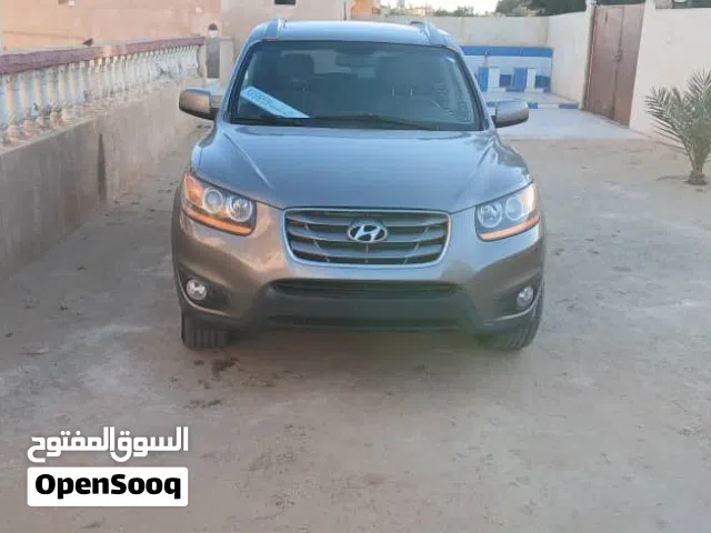 Used Hyundai Santa Fe in Tripoli