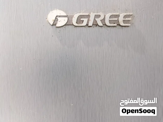 للبيع ثلاجة وقافية من نوع جري مستعملة تشتغل ما فيها شي للبيع موقعها العامرات الحاجر مطلوب 30 فقط