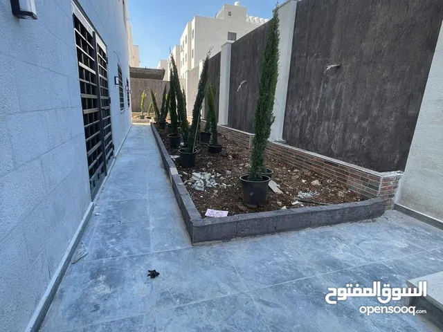 184 m2 3 Bedrooms Apartments for Sale in Amman Airport Road - Manaseer Gs