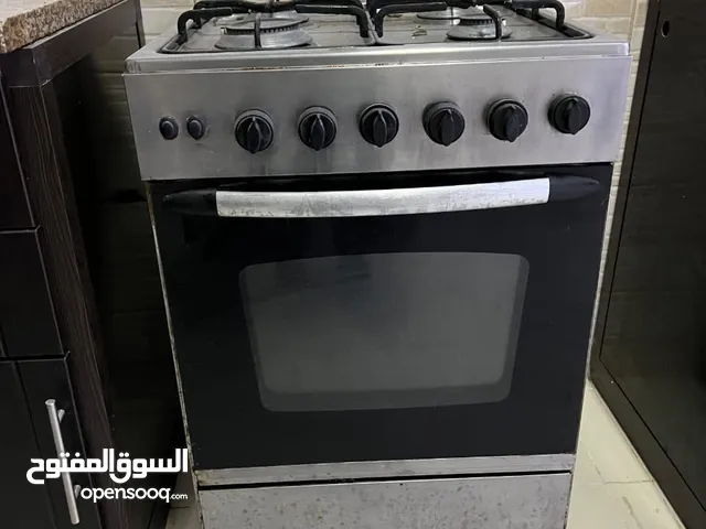 فرن غاز 4 روس نضيف شغال مع فرنو