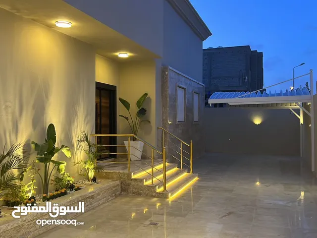 300 m2 3 Bedrooms Villa for Sale in Benghazi Al Nahr Road