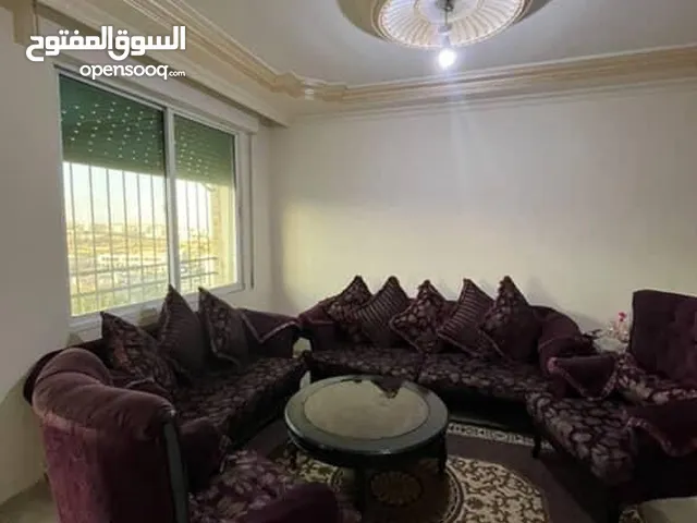 طقم كنب بحالة ممتازة +طاولات