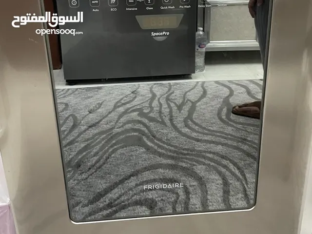 للبيع جلاية فريجيدير بحالة جيدة