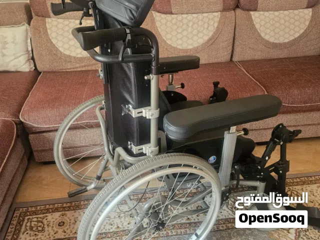 كرسي طبّي متحرك للبيع