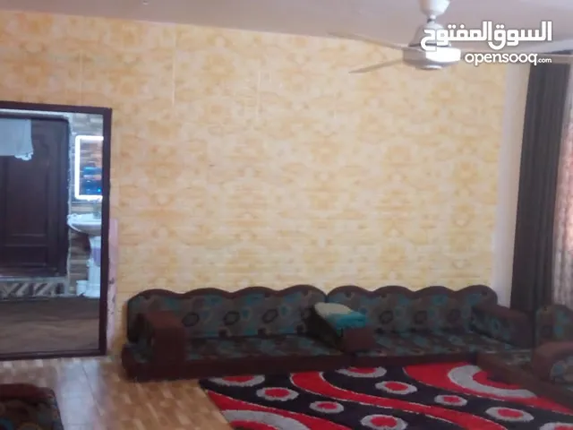 180 m2 4 Bedrooms Townhouse for Sale in Irbid Al Barha