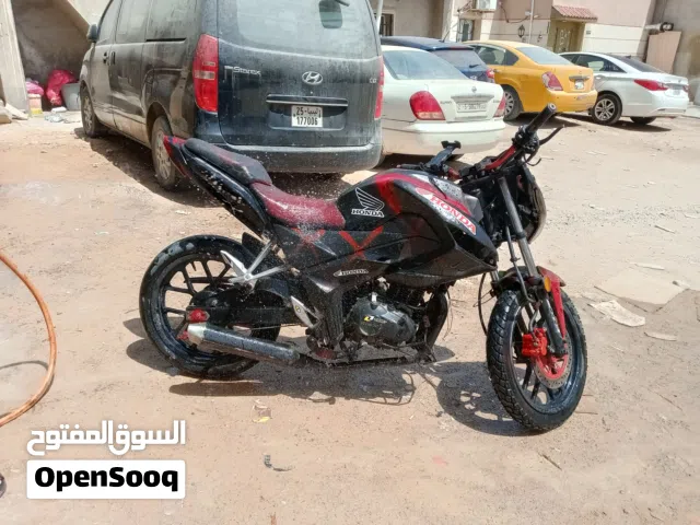2016 Kymco AK 550