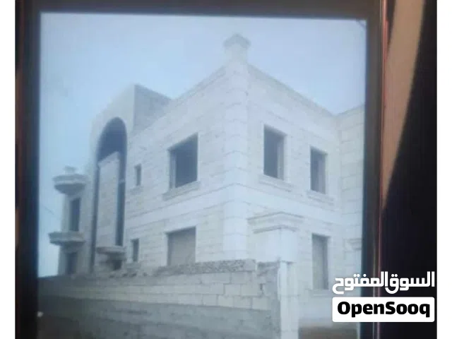 720 m2 More than 6 bedrooms Villa for Sale in Amman Airport Road - Manaseer Gs