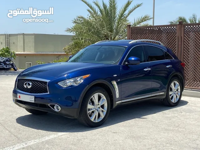 Infiniti Q70 2017 in Southern Governorate