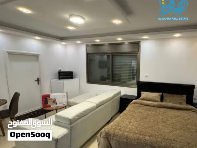 60 m2 Studio Apartments for Rent in Ramallah and Al-Bireh Al Irsal St.