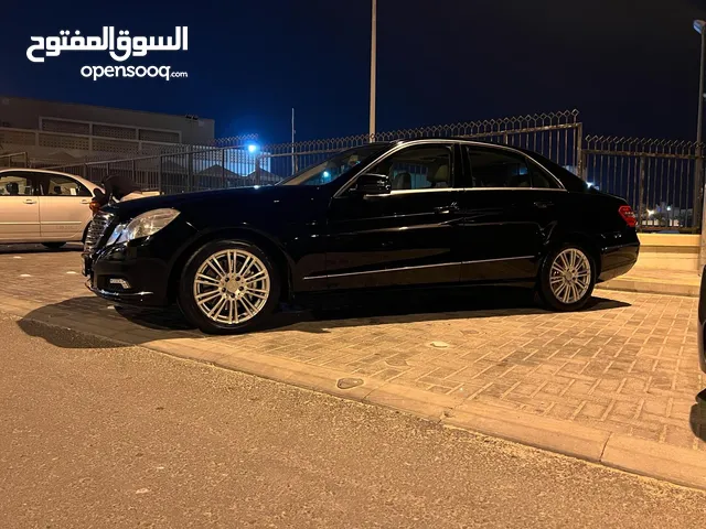 Mercedes Benz E-Class 2010 in Northern Governorate