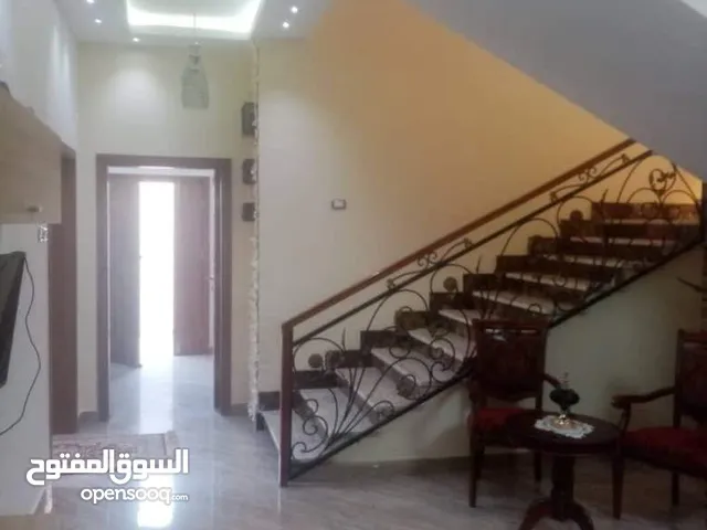 250 m2 More than 6 bedrooms Townhouse for Sale in Tripoli Souq Al-Juma'a
