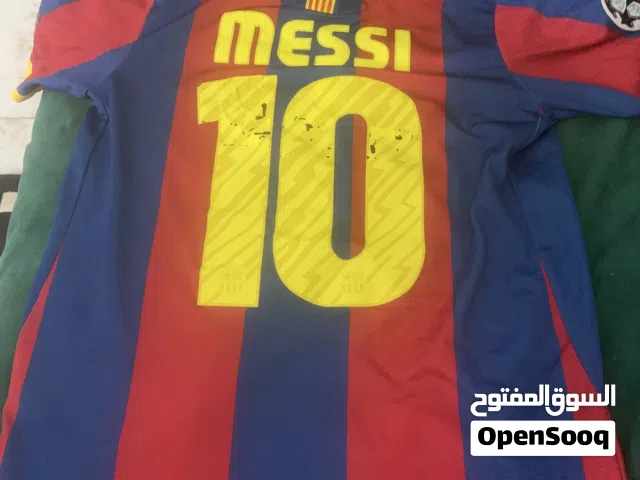 تيشيرت برشلونه 2009 اسم Messi
