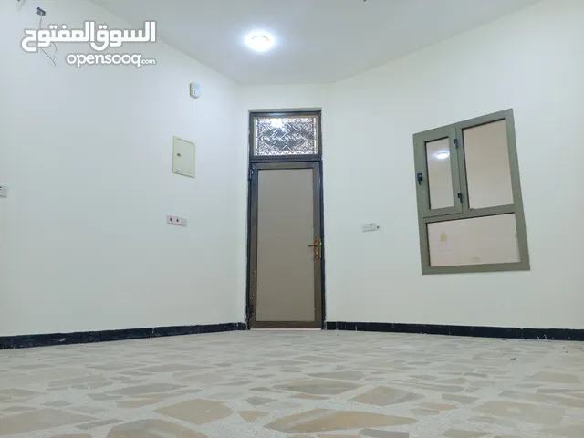 100m2 2 Bedrooms Apartments for Rent in Basra Jaza'ir