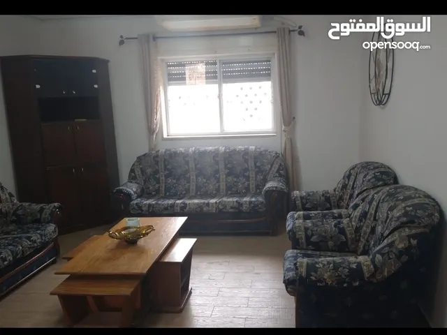 شقة للايجار - طالبات وسط مدينة بيت لحم - غرفتين نوم مفروشة