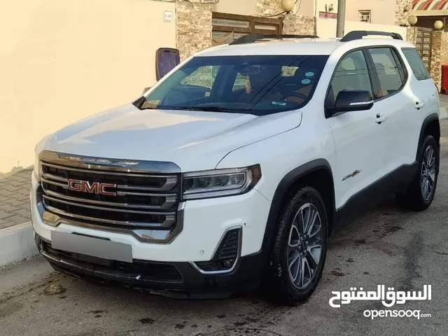 جمسي اكاديا