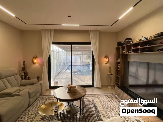 Annual Villa for Rent with Elegant Furnishings in a Prime Location in Al Khoud