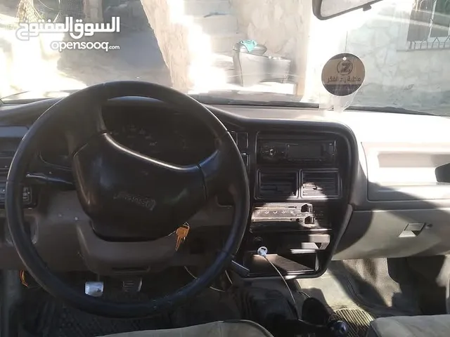بكم اسوزو للبيع مديل 2000