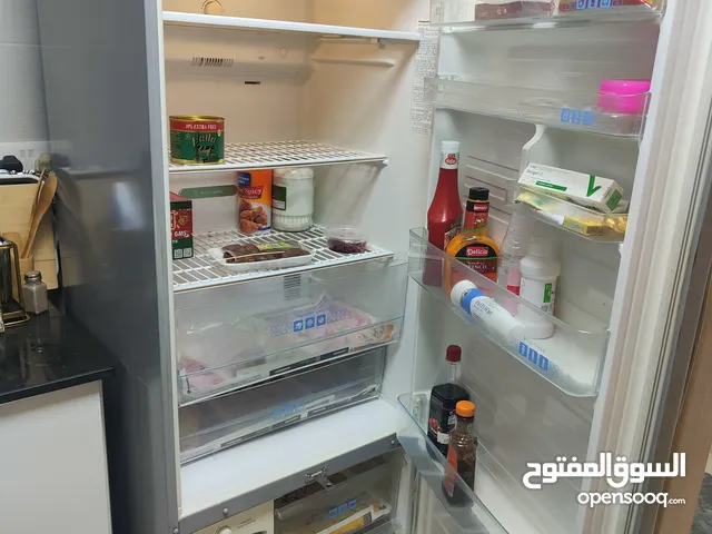 للبيع ثلاجة باسونك  غاز 4 روؤس شغال بحالة ممتازة فرن ممتا