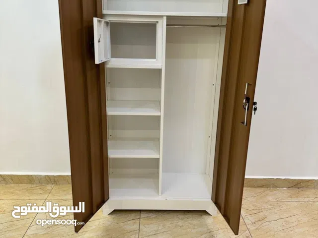 تم وصول كنتور حديد باللون الجوزي