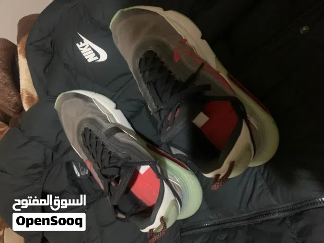 air max2090 original 43 comme neuf