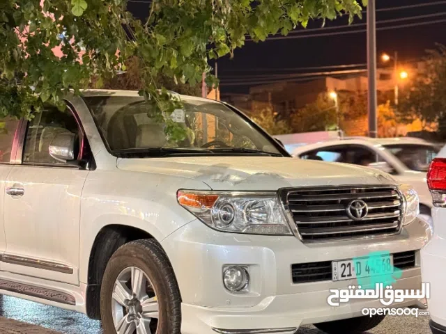 لاندكروز   لبيع  موديل 2015 جديد  فل مواصفات رقم شمالي  عداد كيلو متر 75 حقيقي  شركه ساز