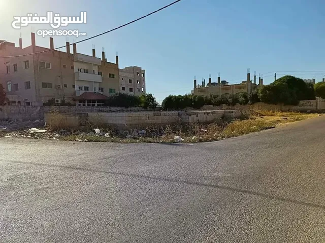 ارض للبيع الحي الشرقي مبني عليها اساس مسطح شقتين 375 متر