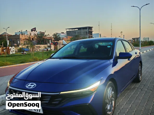 2024 Hyundai Elantra SE