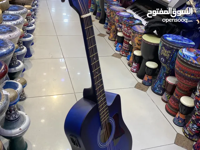 موسيقى الات وترية جيتارات كمانات اعواد جينارات احترافية قيتارات فينيكس ايكولايزر الوان مشكلة