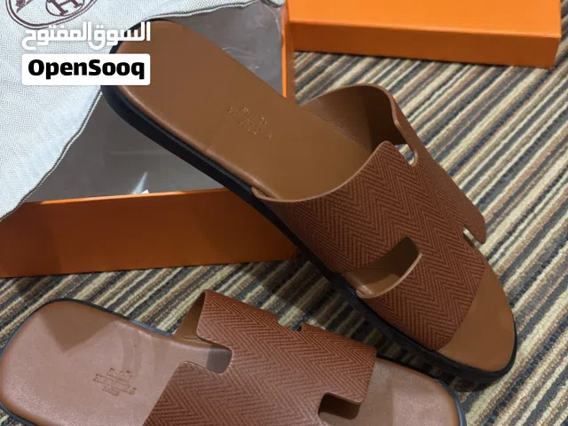 هيرمز اصلي بكاغراضه