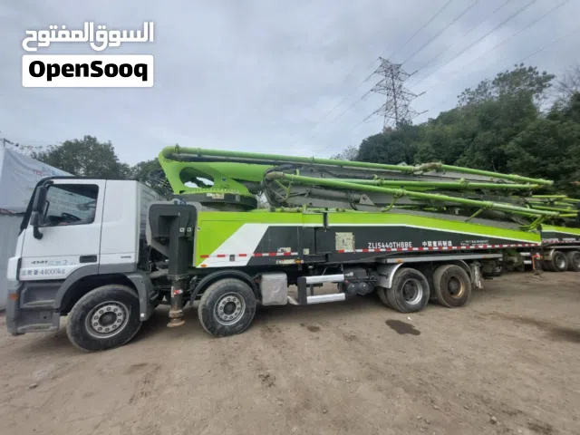 Zoomlion Concrete Pump 63m mounted on Mercedes-Benz truck, year model 2019