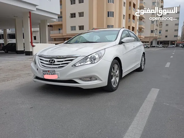 Hyundai Sonata 2012 in Southern Governorate