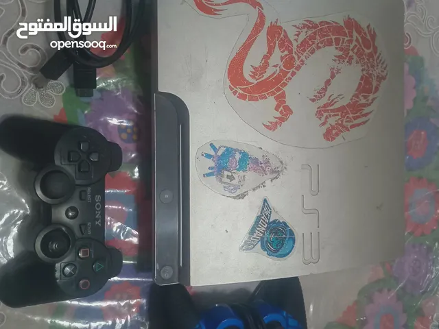PS3 Slim 500GB + جوج Manettes و أكثر من 10 ألعاب