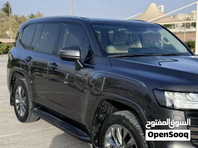 Used Toyota Land Cruiser in Dhofar