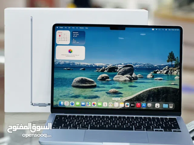 MACBOOK AIR M4 CHIP 15/256 3 CYCLE ONLY UNDER WARRANTY