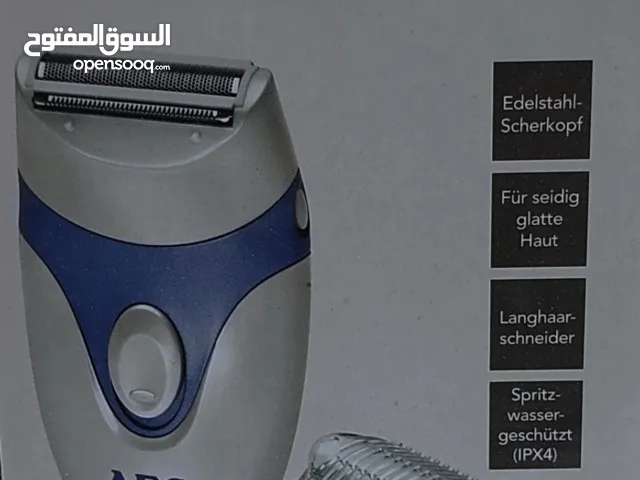 ماكينة حلاقة السيدات AEG LS 5652 هي آلة إزالة شعر مصممة لتوفير حلاقة شاملة ولطيفة للساقين