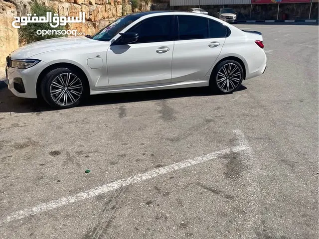 BMW 330e M 2019 بسعر مغري جدا جدا