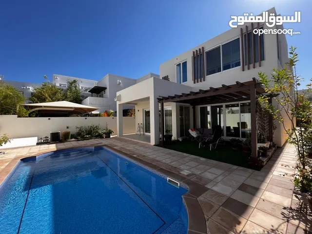 5 + 1 BR Fantastic Villa with Private Pool for Rent – Al Mouj