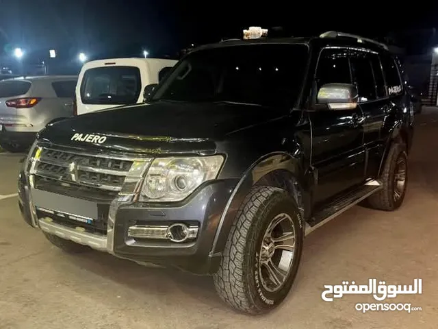 جيب باجيرو 209 للبيع او البدل