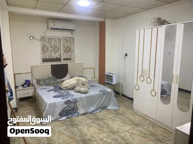 شقه اللايجار موثثه في الجزائر شبابيه او طلاب او مكاتب او موضفين او عمال  غرفت وصاله ومطبخ وصحيات