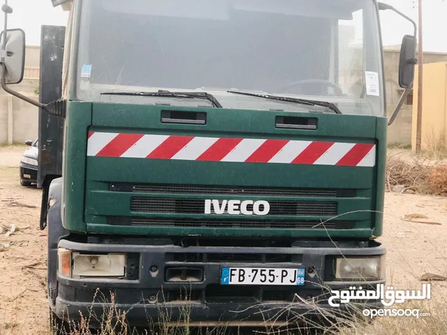Box Iveco 2000 in Zawiya
