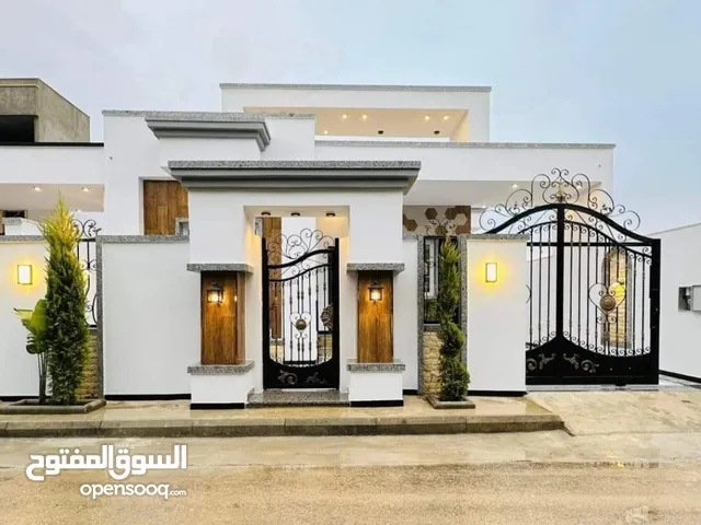 190 m2 4 Bedrooms Townhouse for Sale in Misrata Other