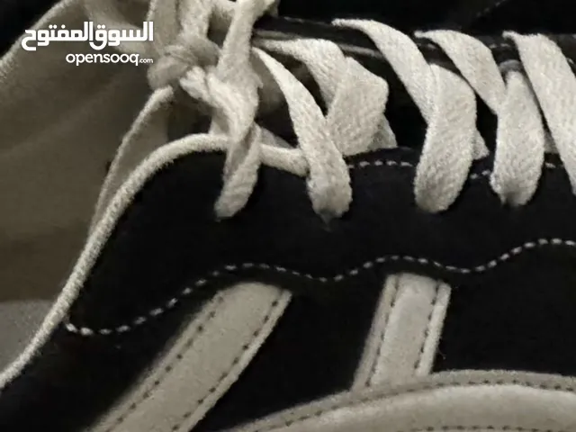 حذاء رياضي كاجوال مقاس 40