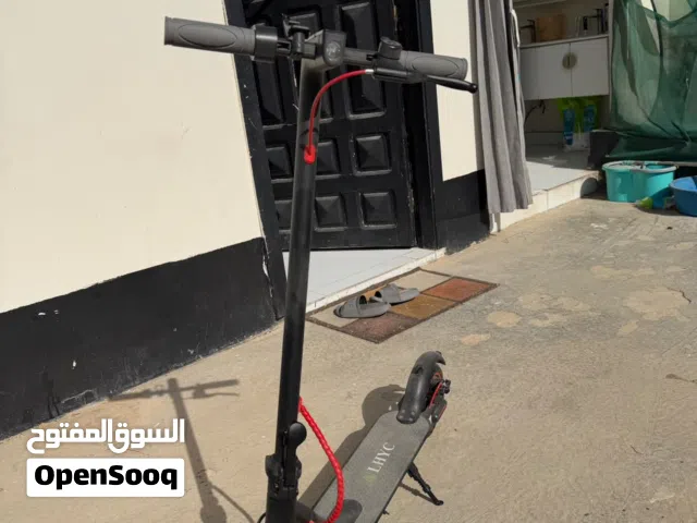 سكوتر كهربائي LHYC بحالة ممتازة وجاهز للاستخدام