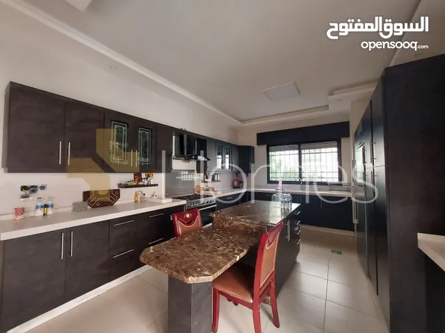 775 m2 5 Bedrooms Villa for Sale in Amman Al Kursi