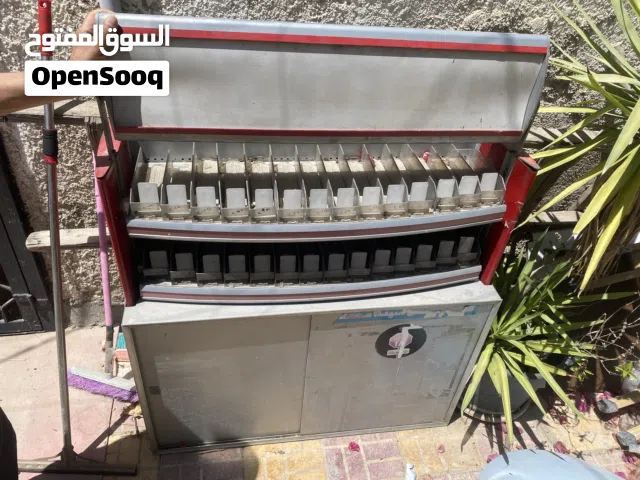 ستاند  للبيع