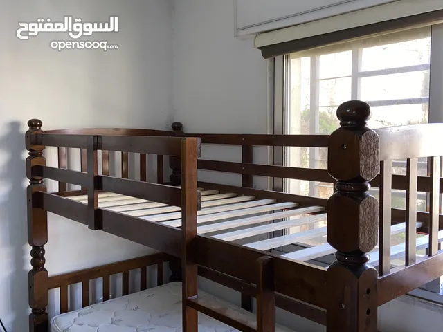 تخت مستعمل بحالة الوكالة