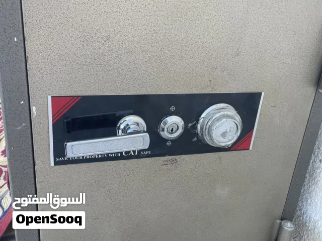 قاصه حديد اسمني