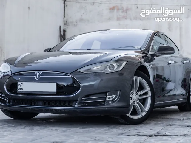 Tesla Model S 85 2015