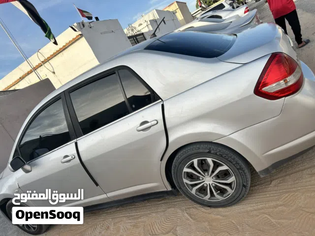 2009 نيسان تيدا