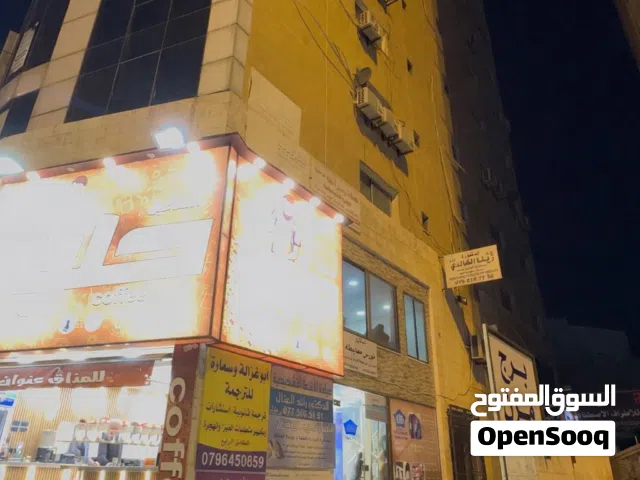 فرصة استثمارية مميزة - عيادة للبيع بموقع طبي ذهبي